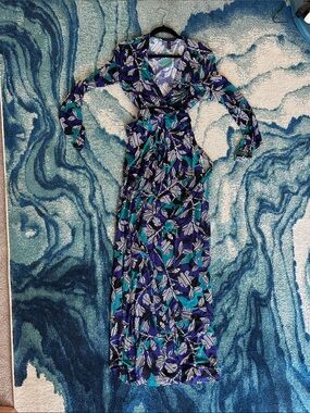 BCBGMaxAzria Navy, Teal & White Floral Wrap Maxi Dress